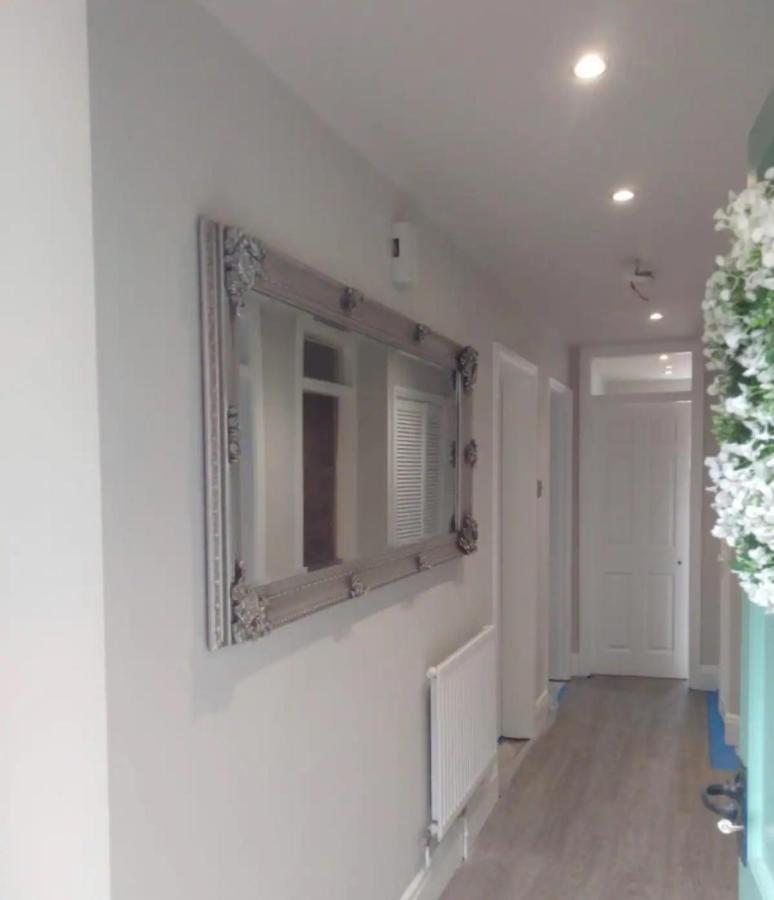 Chester City Apartments - With Free Parking Exterior foto